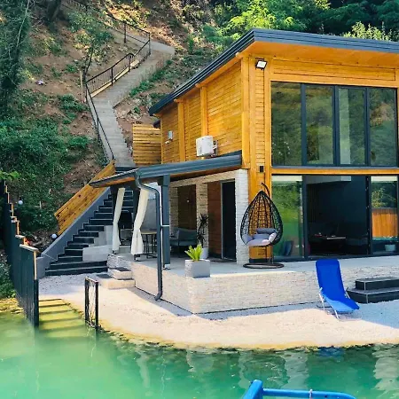 Sunny Day Tatil Evi Konjic