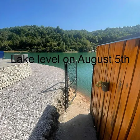 Sunny Day Tatil Evi Konjic